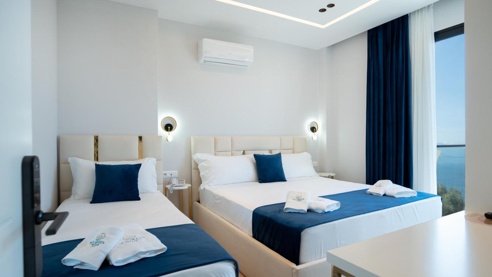 Sea Queen Luxury Hotel Radhimë Екстериор снимка